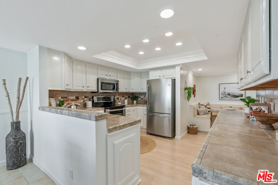 4350 Via Dolce Unit: 211