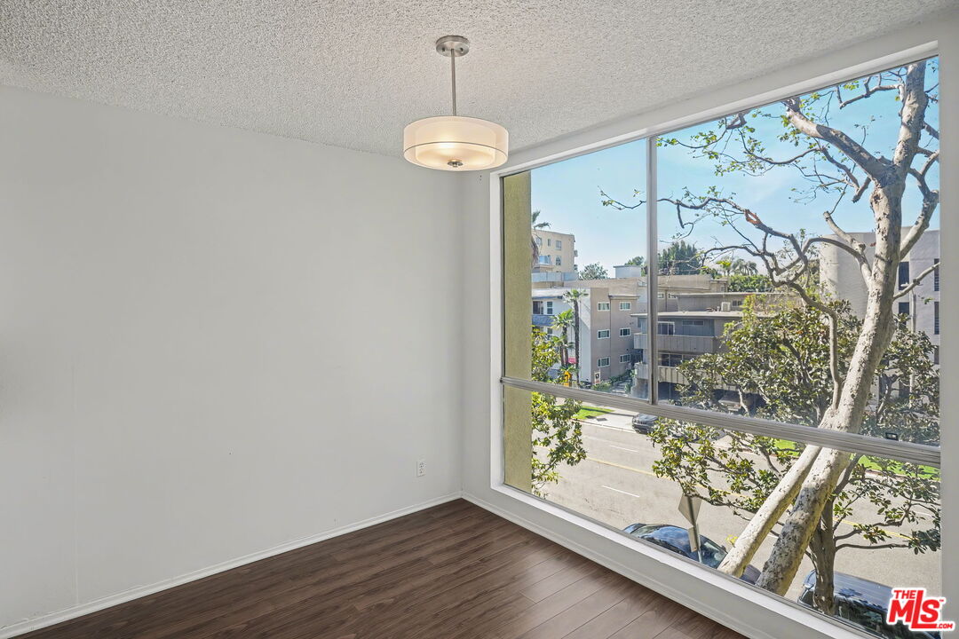 1340 S Beverly Glen Blvd Unit: 112