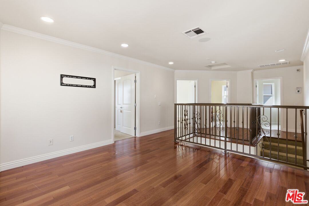 3695 S La Cienega Blvd