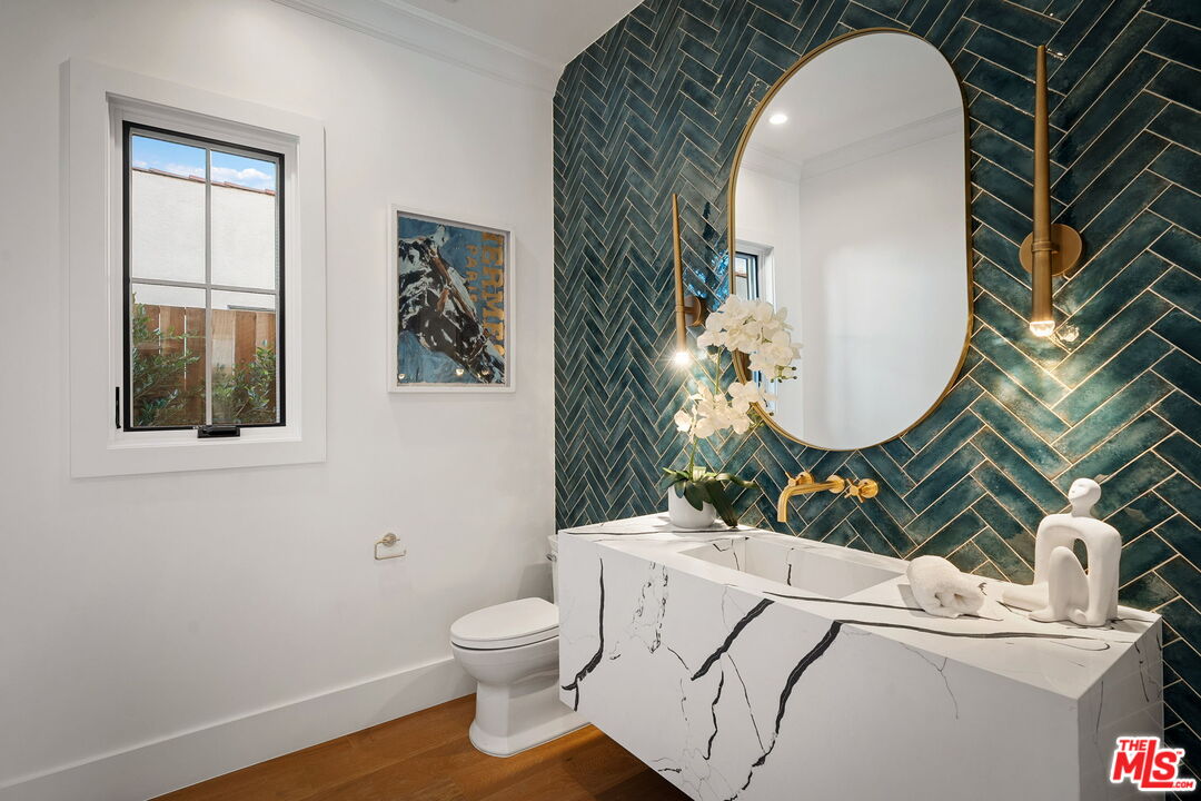 1823 S Shenandoah St