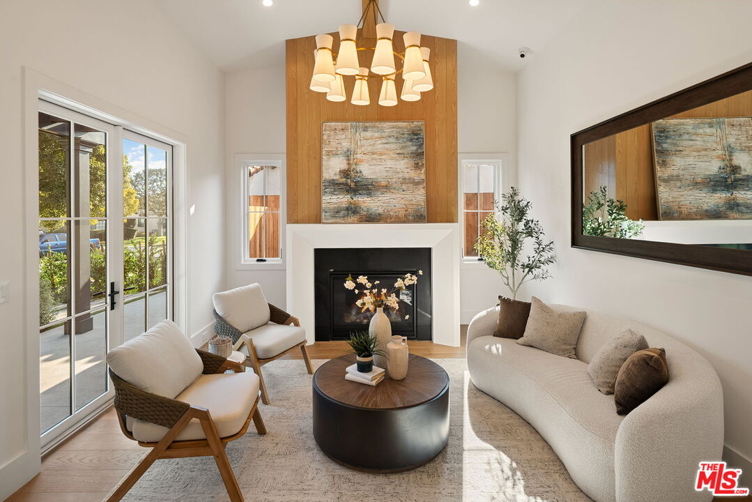 1823 S Shenandoah St