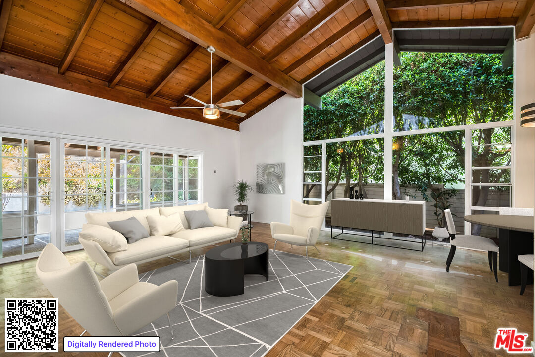 2068 N Beverly Dr