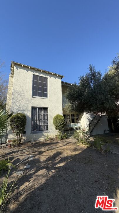 1553 S Durango Ave