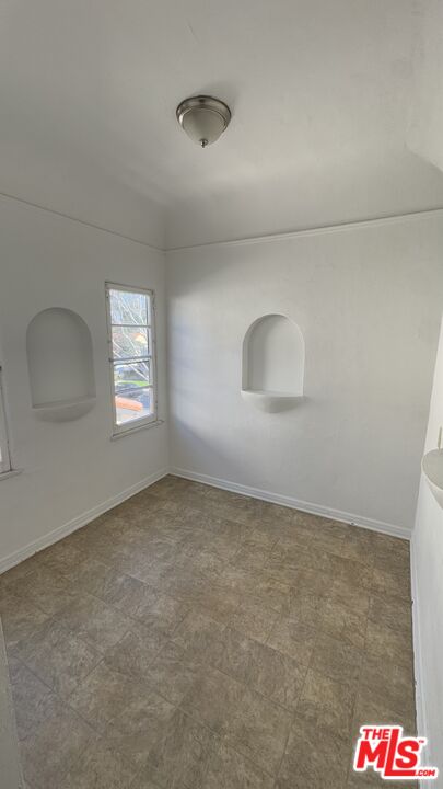 1553 S Durango Ave