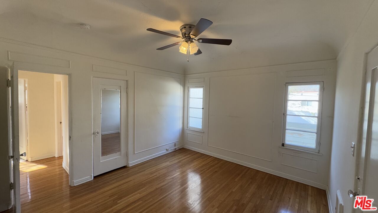 1553 S Durango Ave