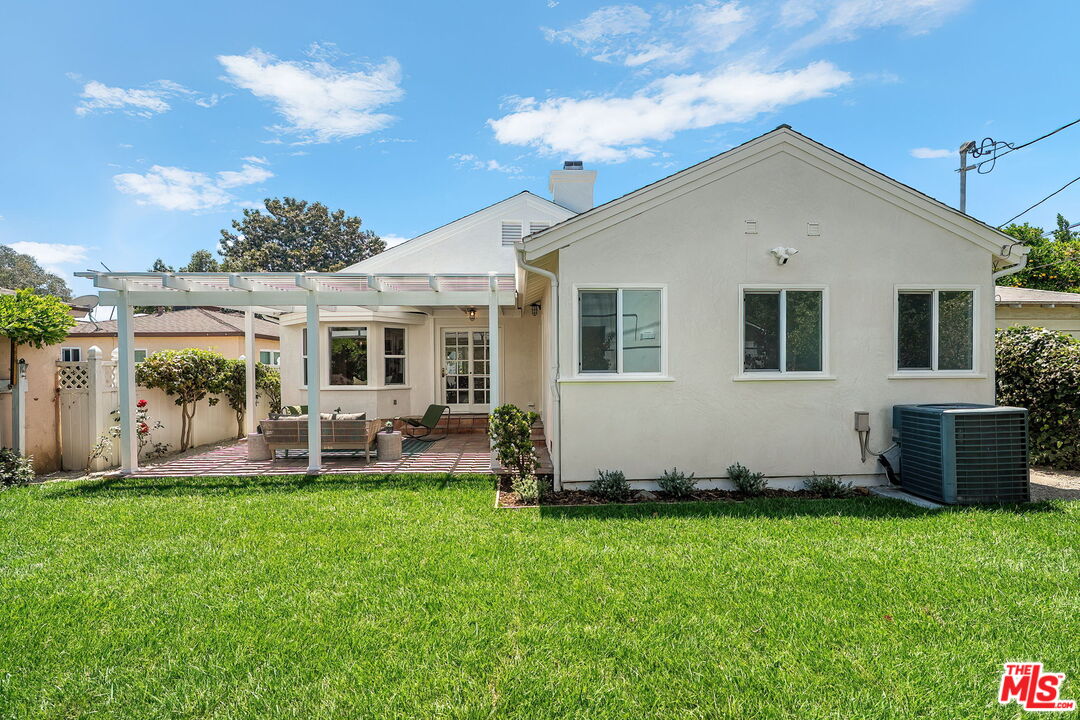 2810 Tilden Ave
