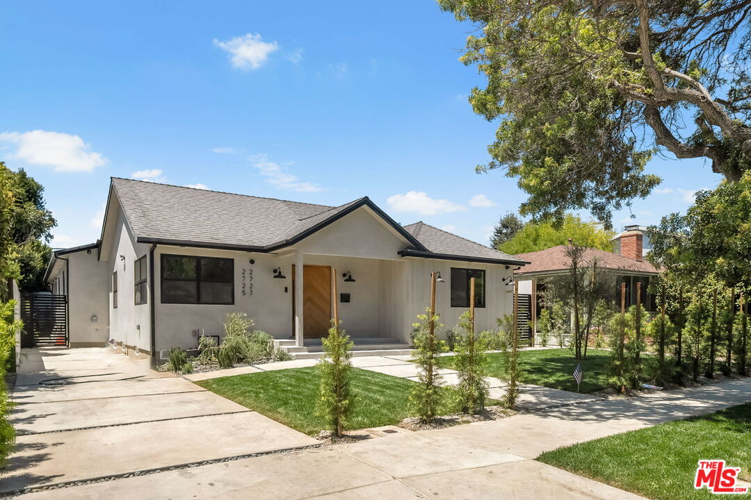 2725 Midvale Ave