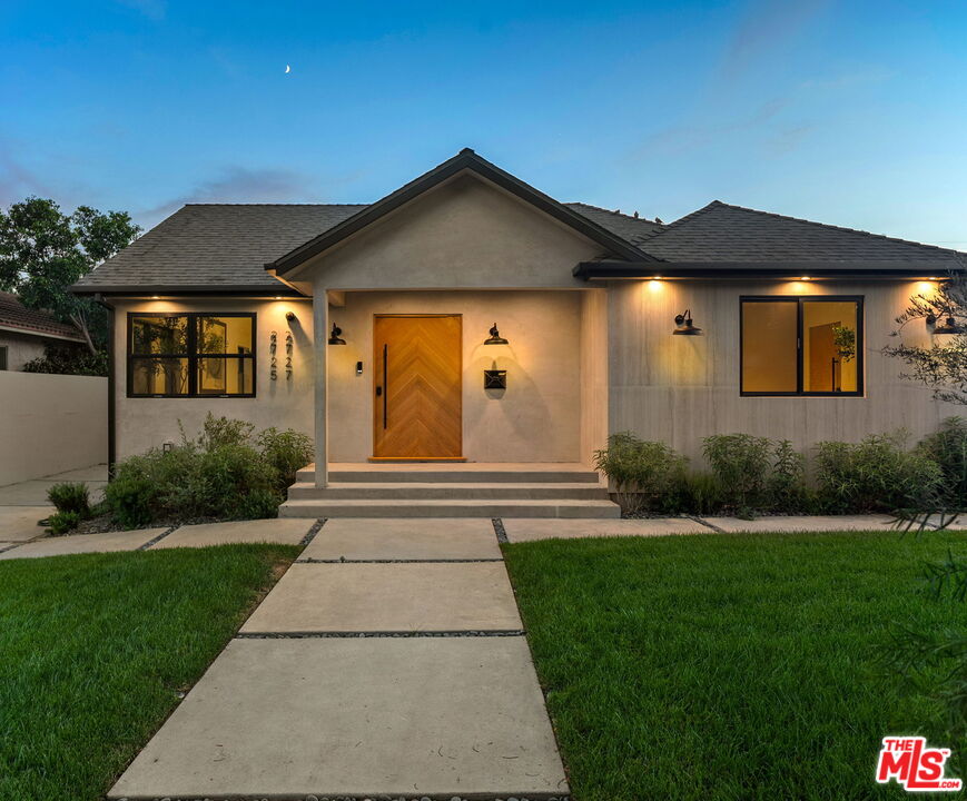 2725 Midvale Ave