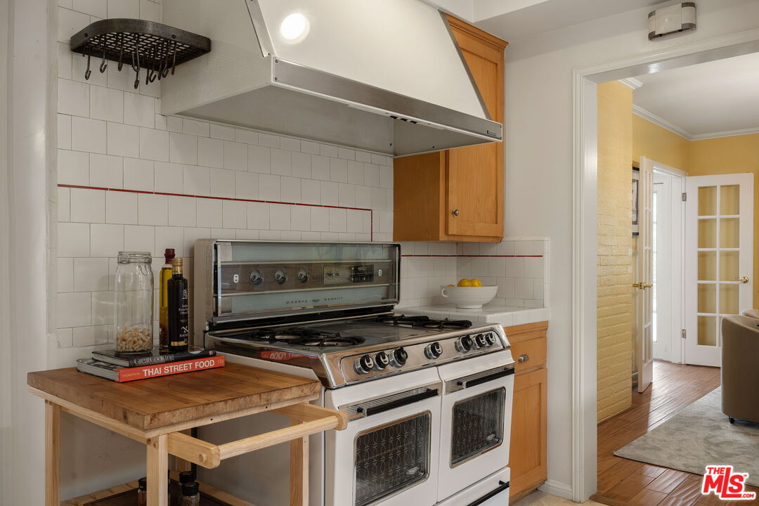 1956 S Durango Ave