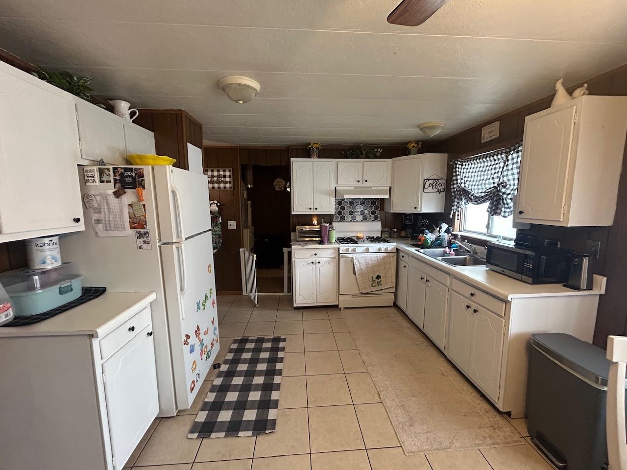 406 W Second Street
