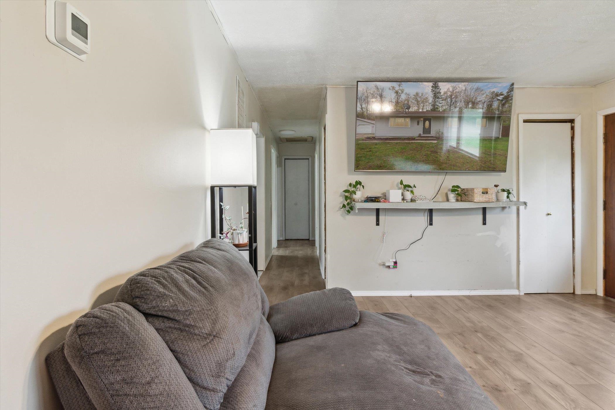 1471 W 10th Street