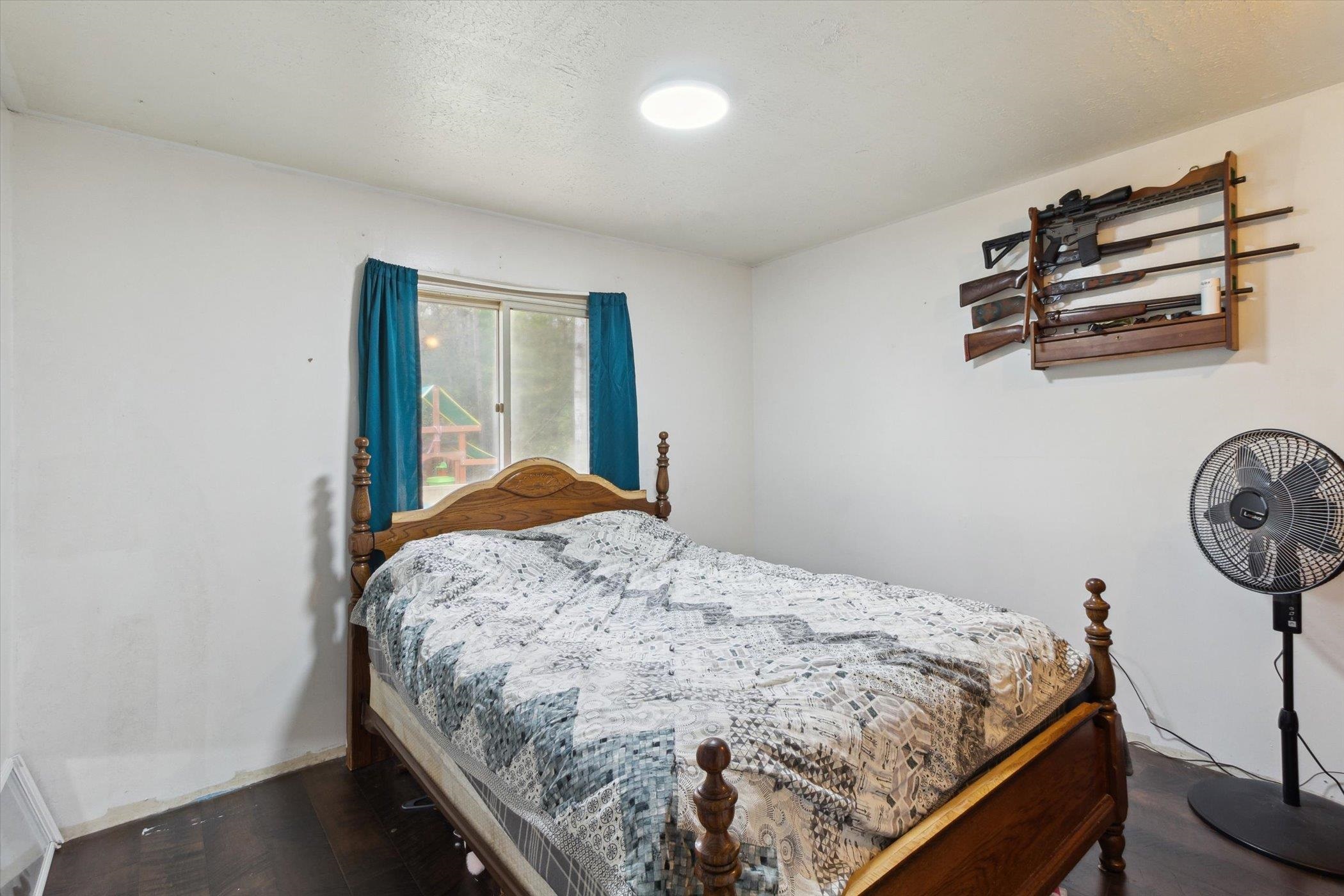 1471 W 10th Street