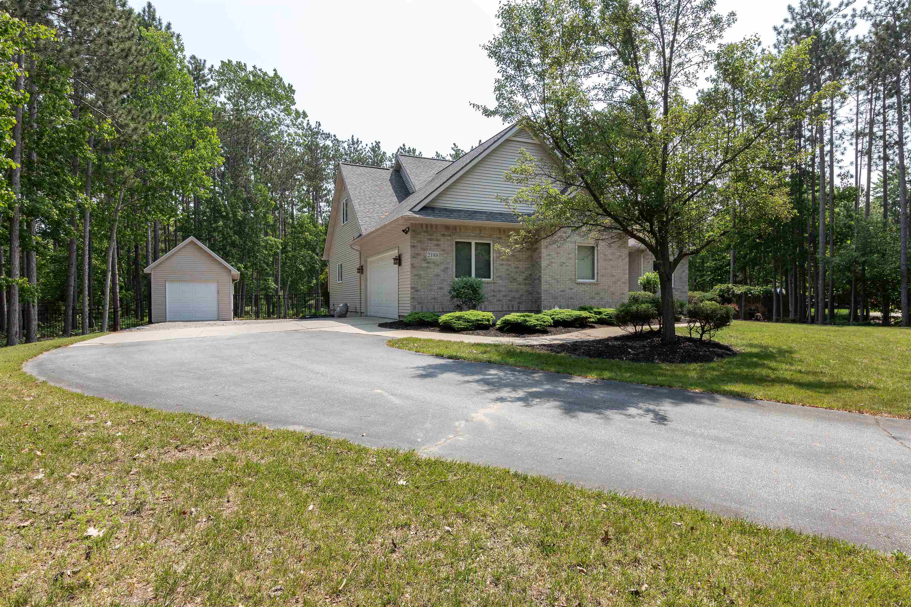2188 N Rolling Ridge Drive