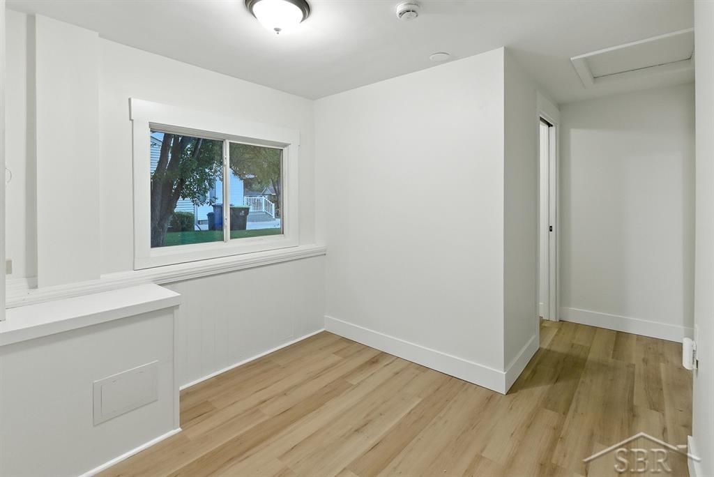 320 W Nickels Street
