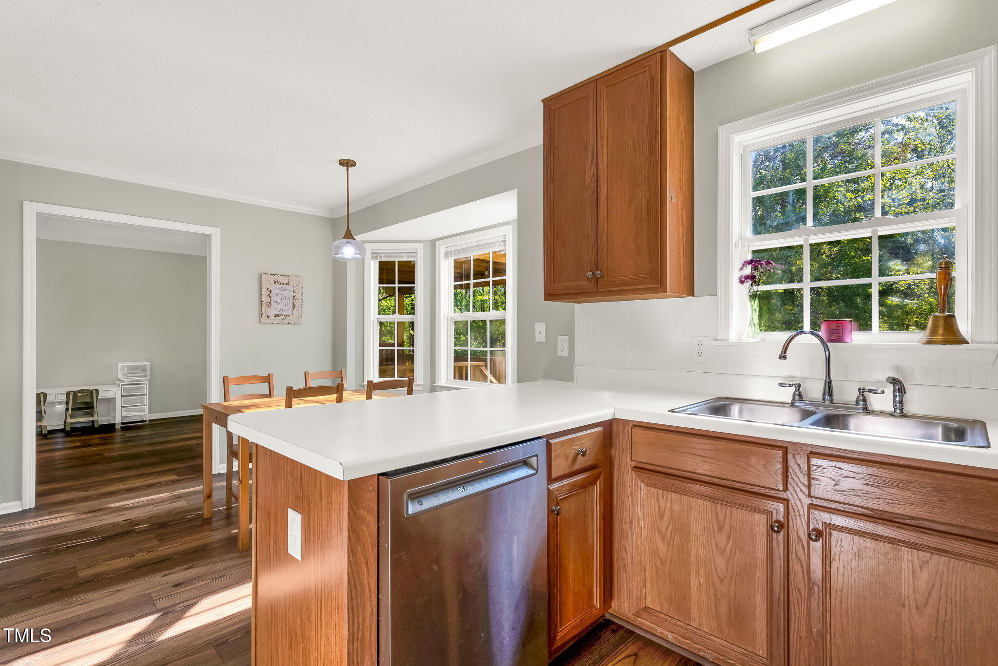 7221 Messenger Drive