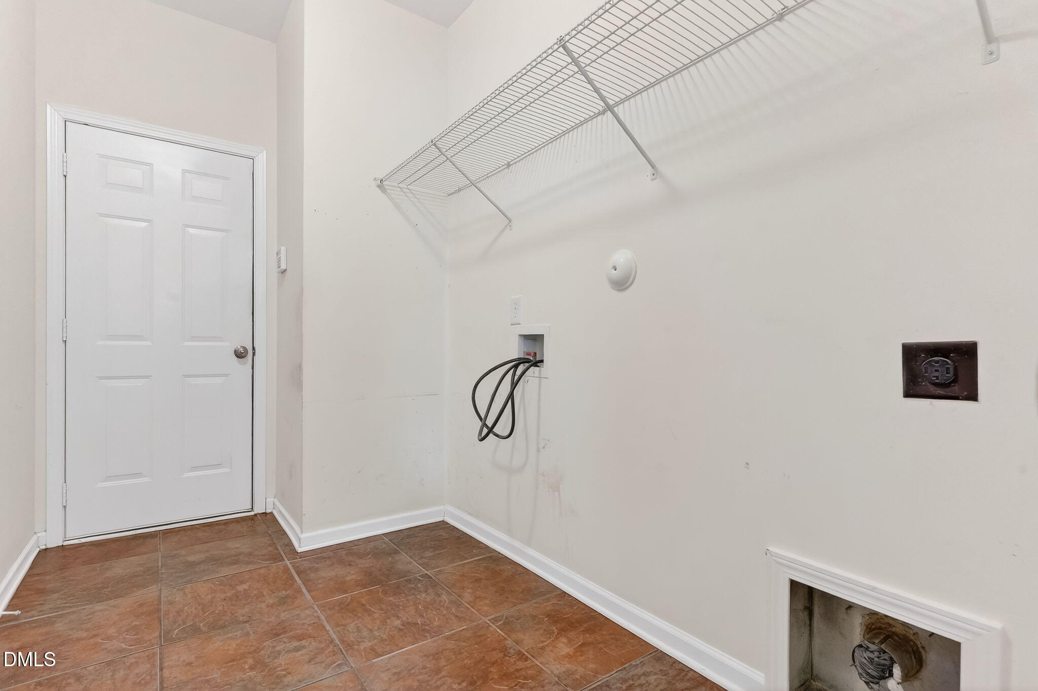 335 Steel Hopper Way