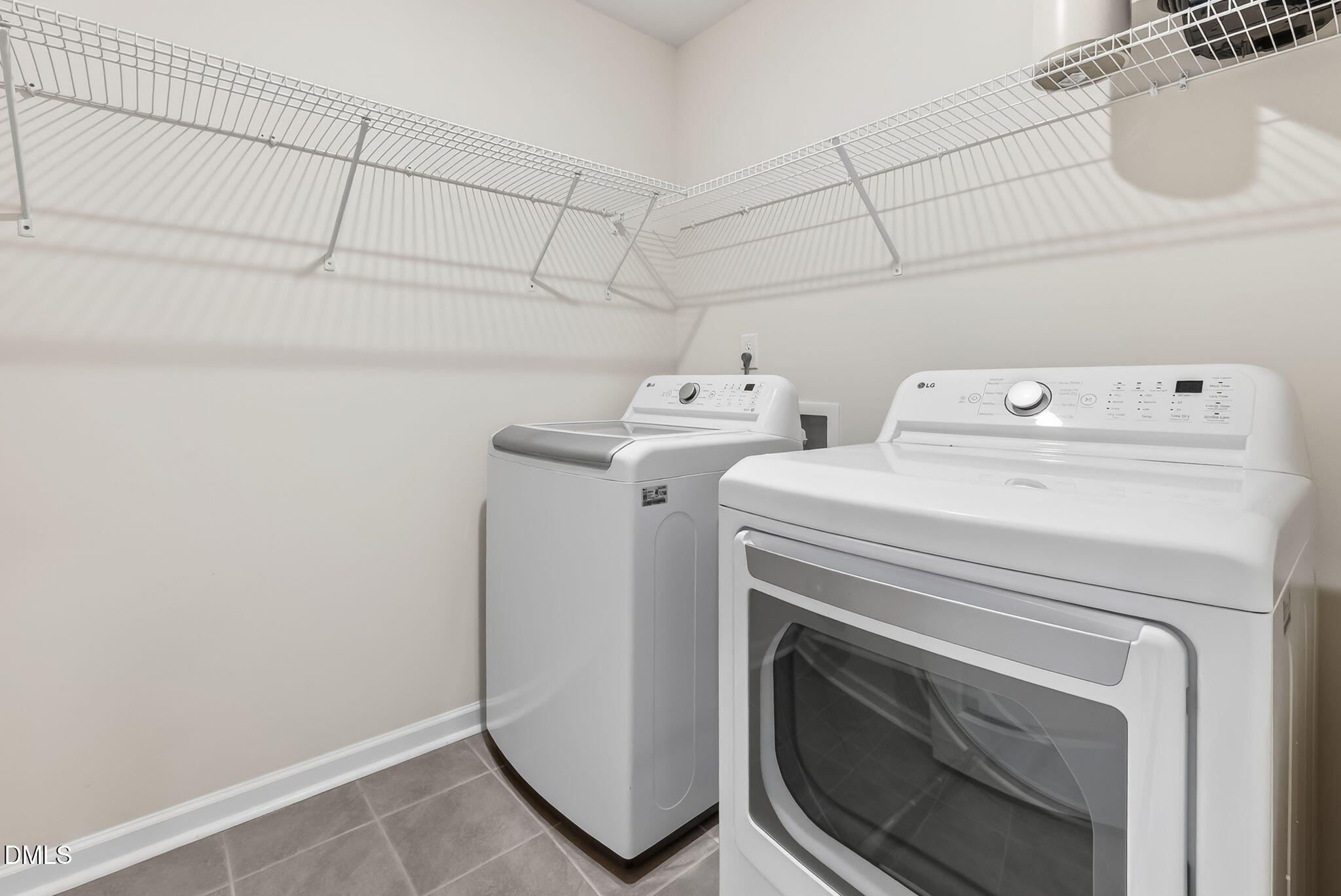 3601 Dragonfly River Court