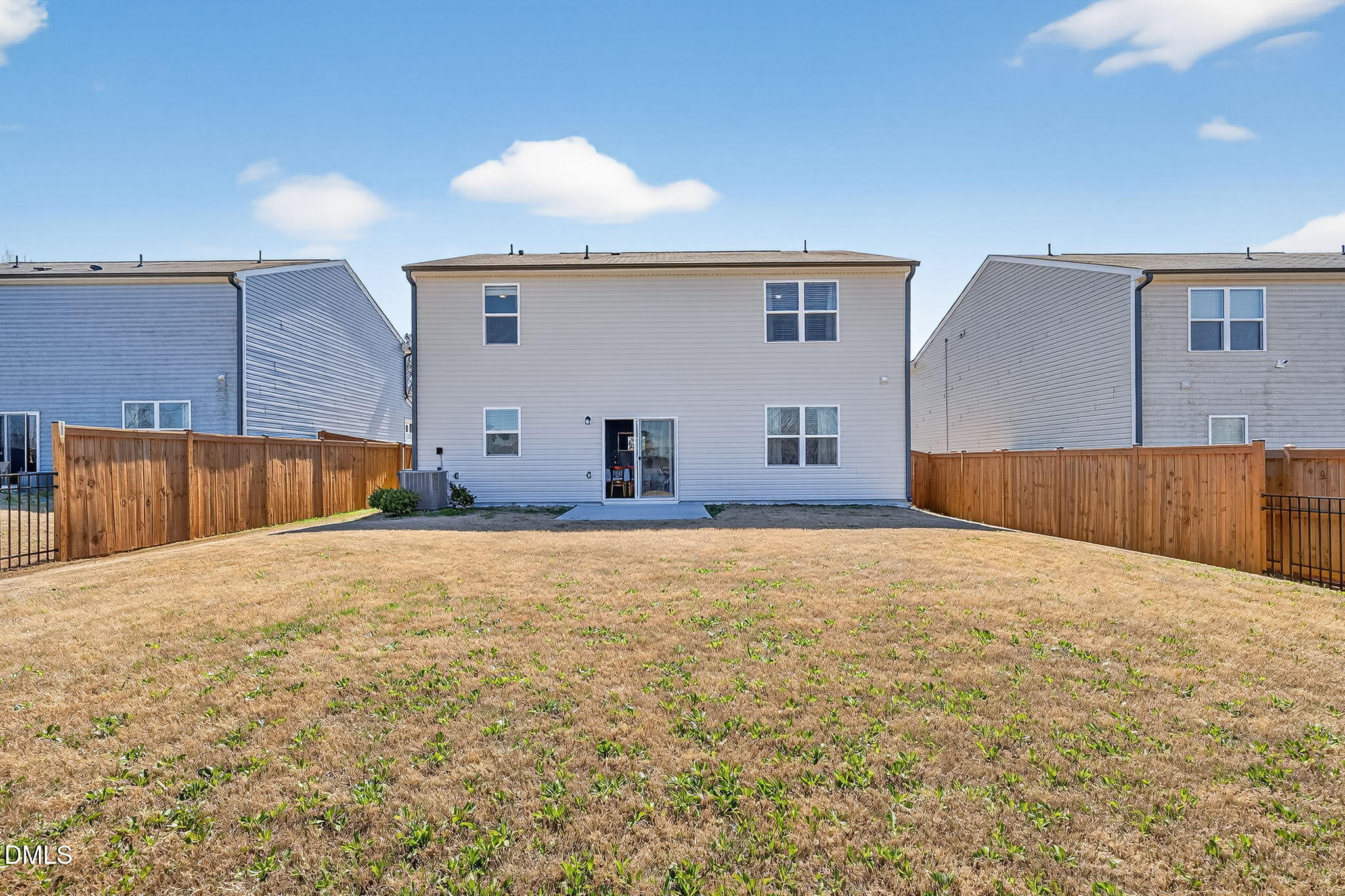 3601 Dragonfly River Court