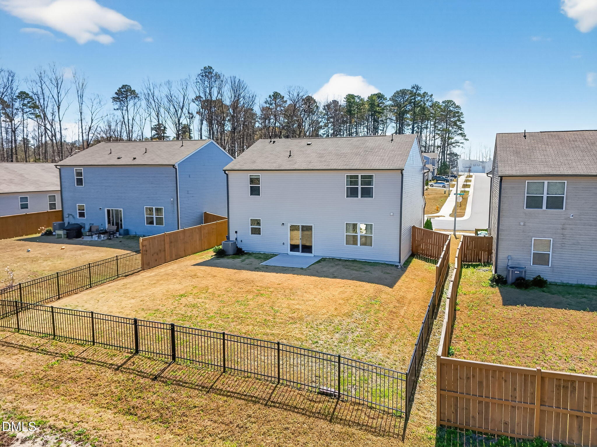 3601 Dragonfly River Court