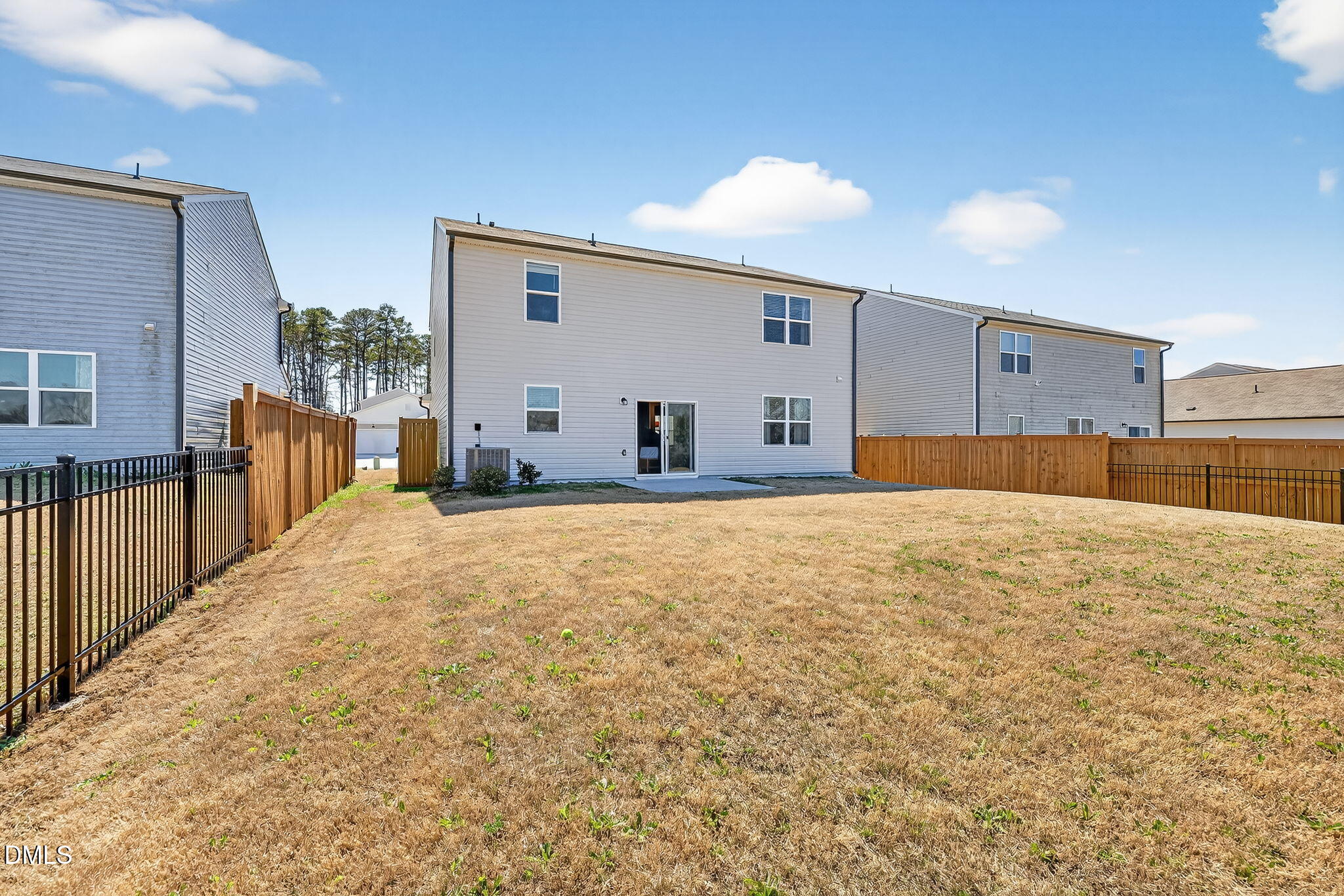 3601 Dragonfly River Court