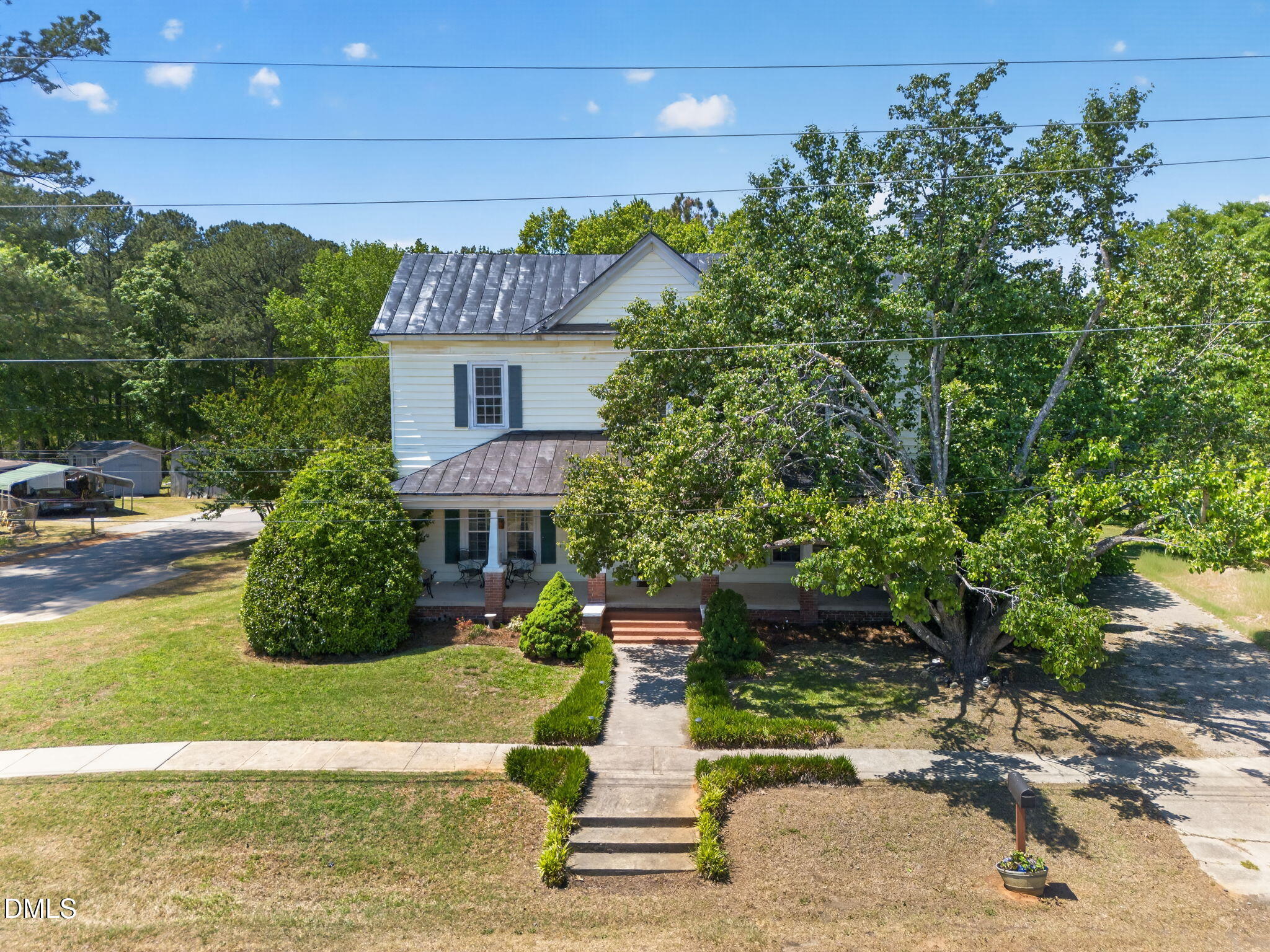 301 2nd Street