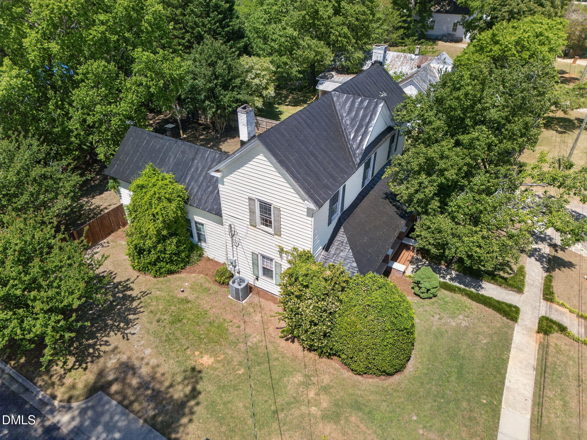 301 2nd Street