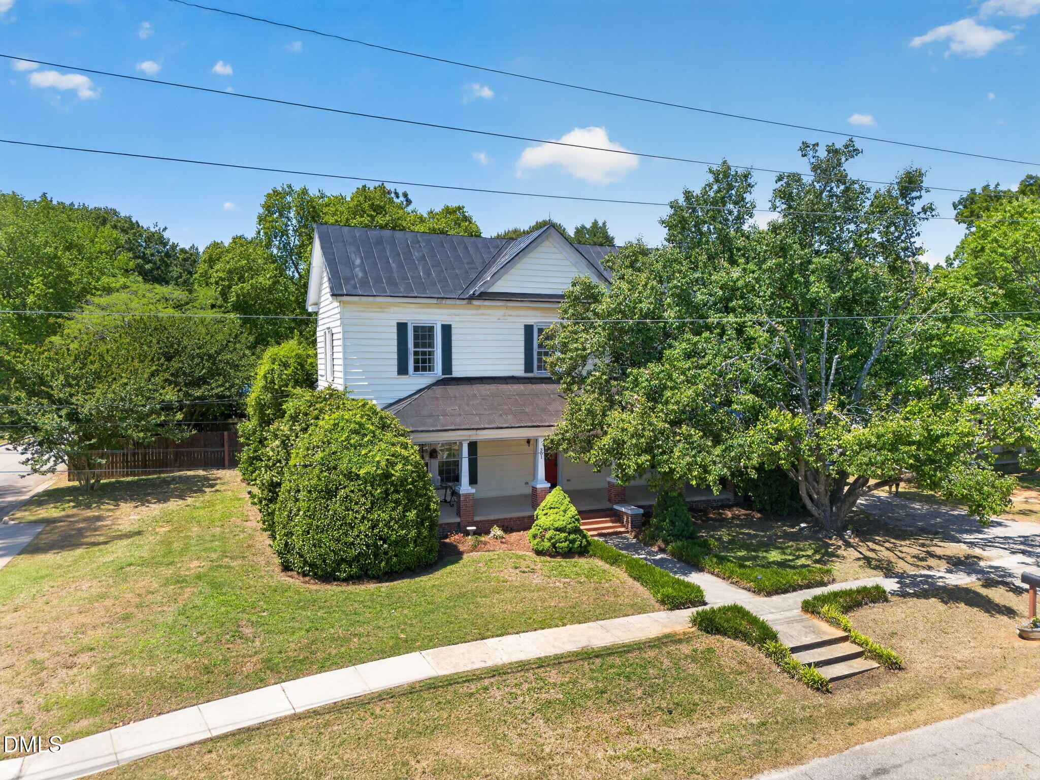 301 2nd Street