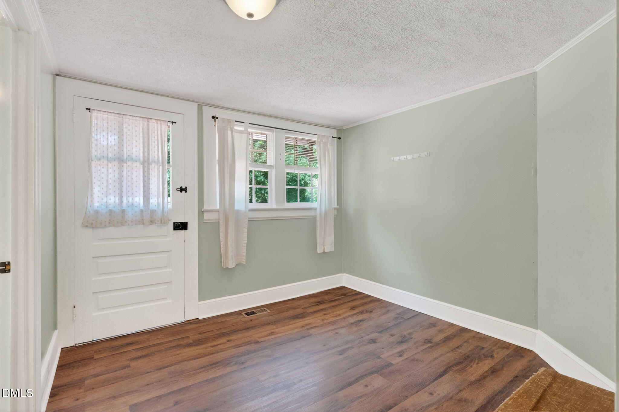 301 2nd Street