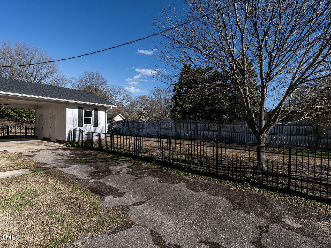 213 S Tunstall Avenue