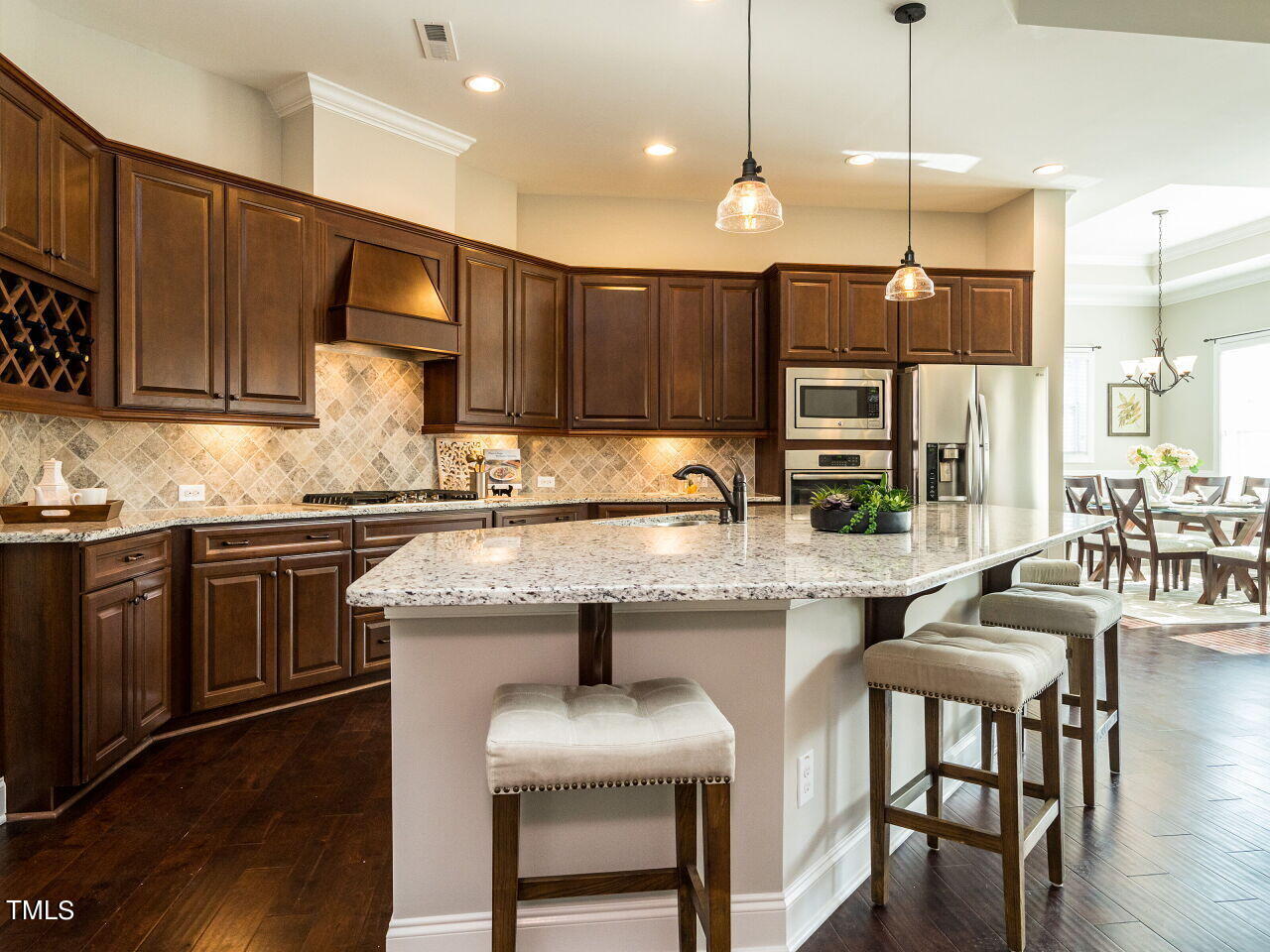 412 Lucky Ribbon Lane