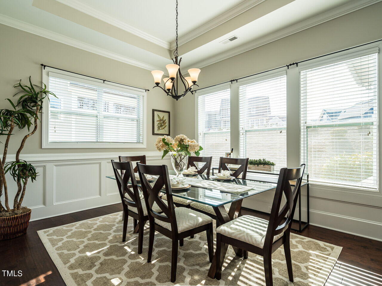 412 Lucky Ribbon Lane