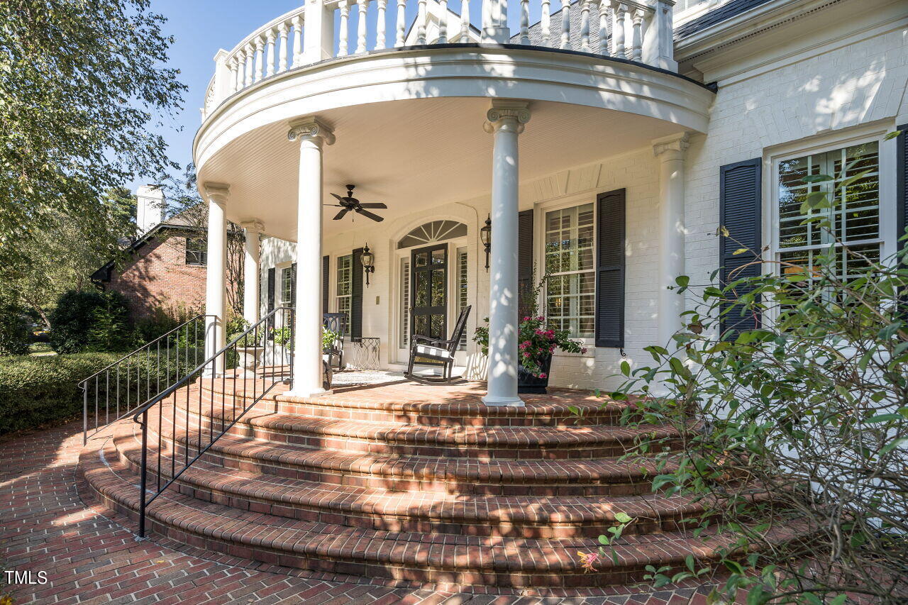 206 Chalon Drive