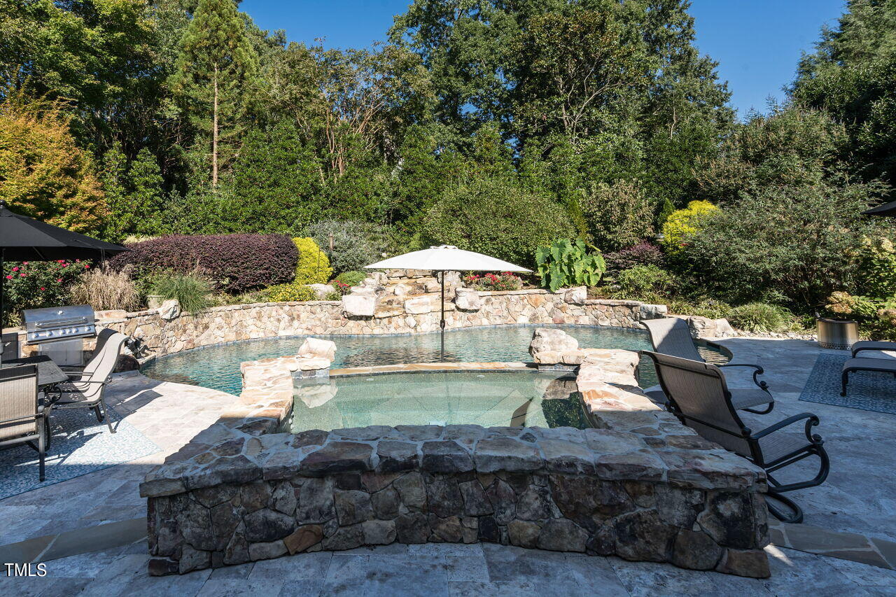206 Chalon Drive