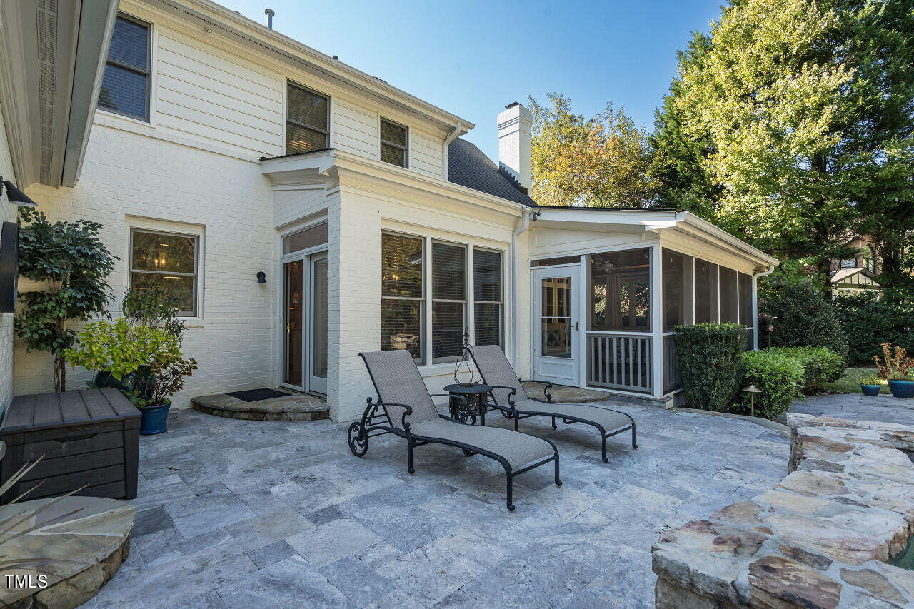 206 Chalon Drive