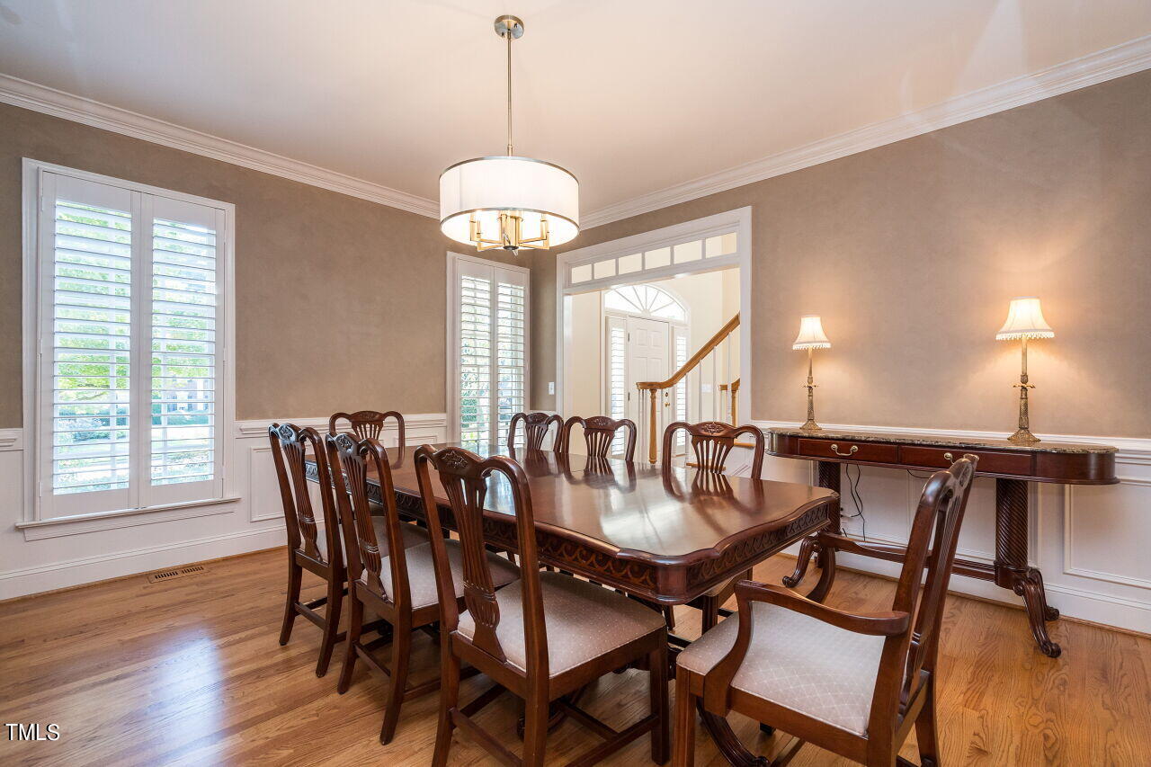 206 Chalon Drive