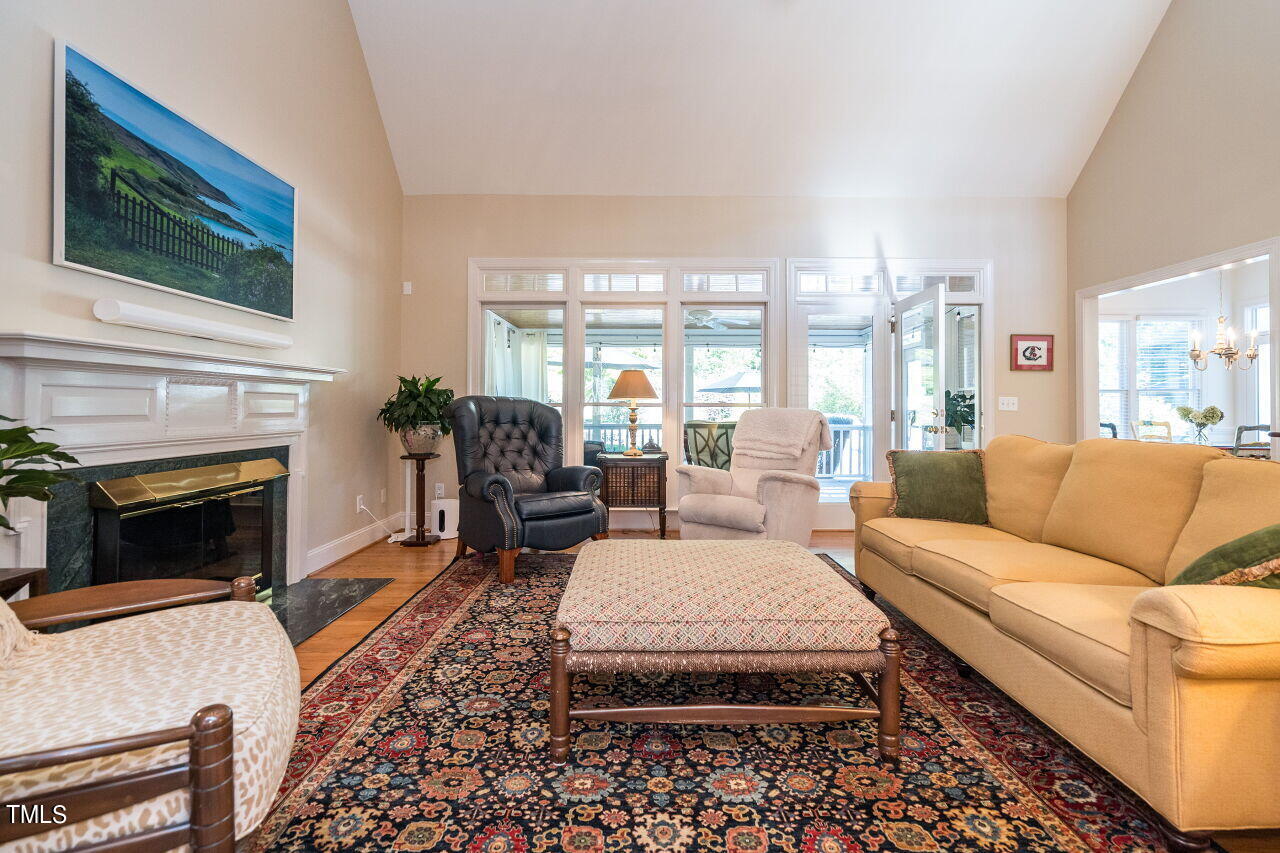 206 Chalon Drive