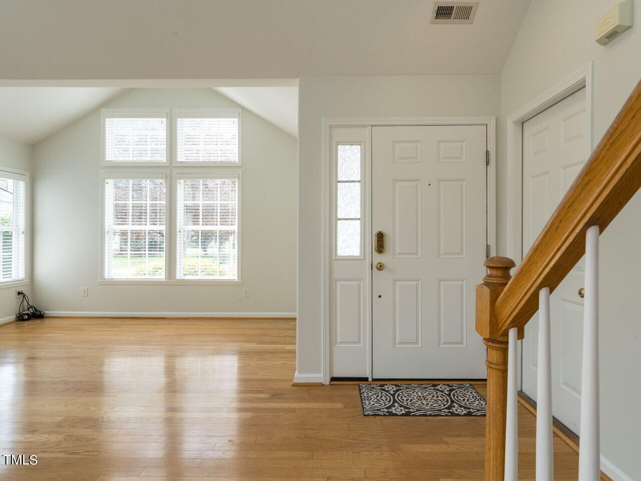 16 Richardson Circle