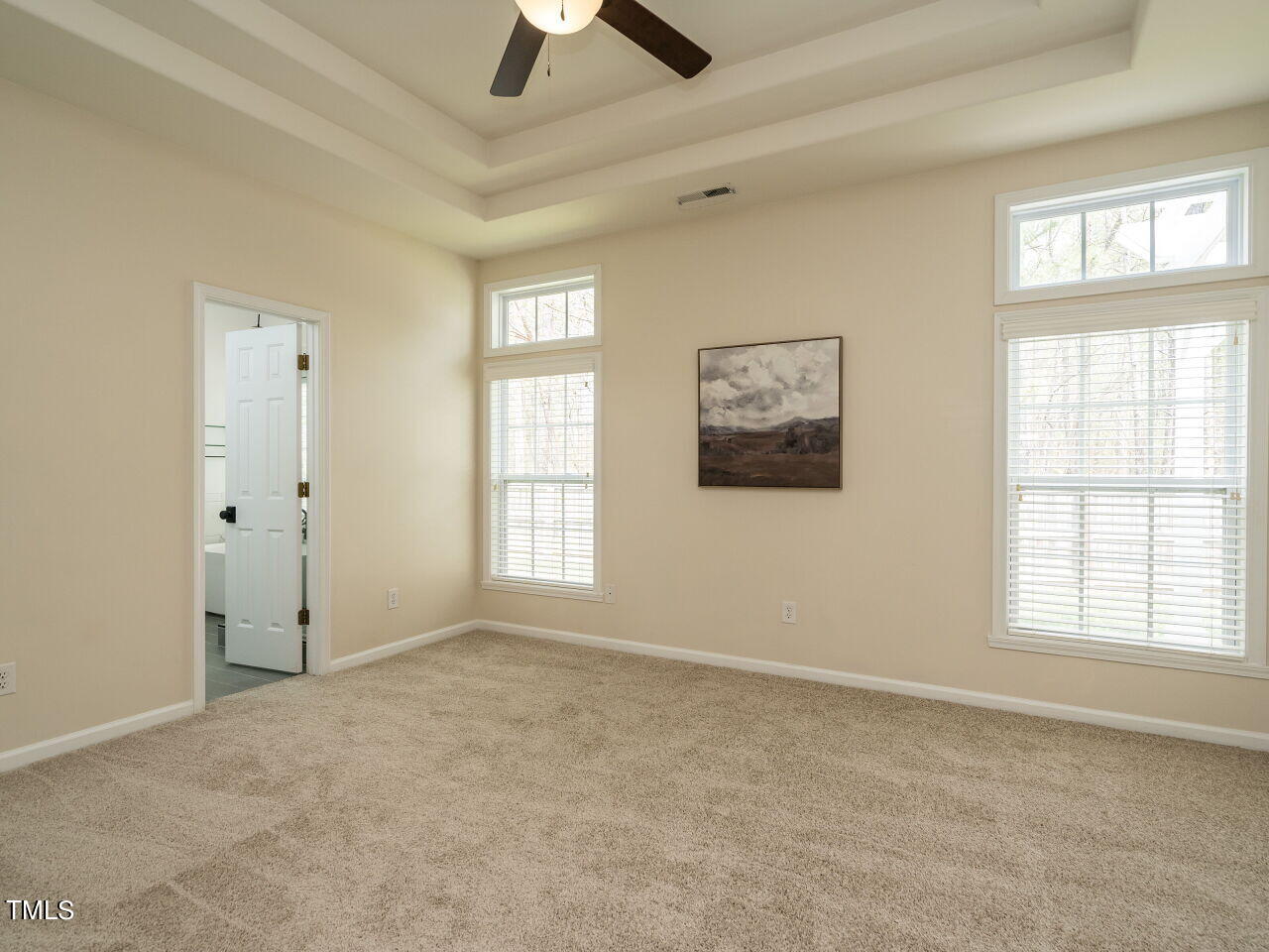 16 Richardson Circle