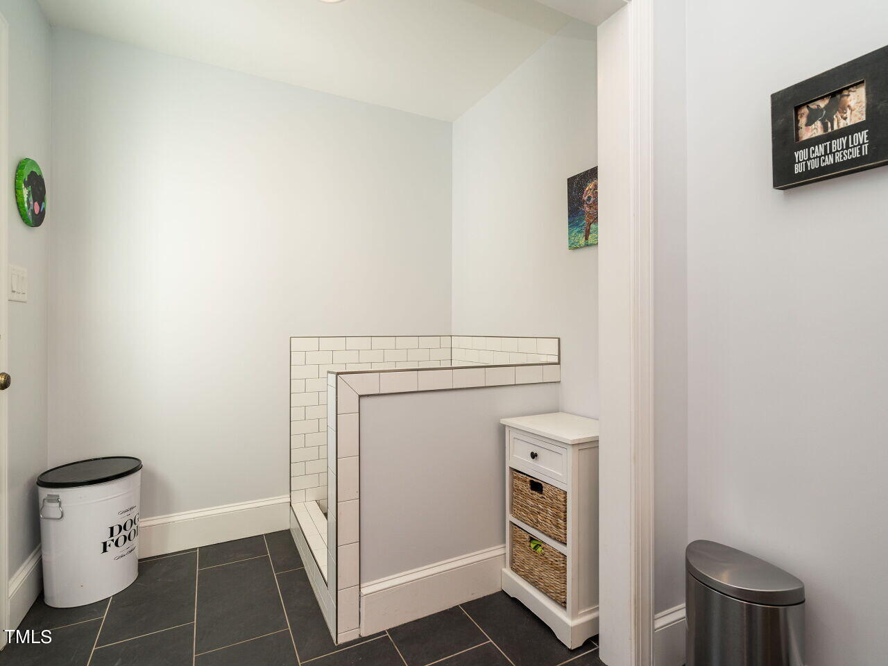 1004 Benjamin Street