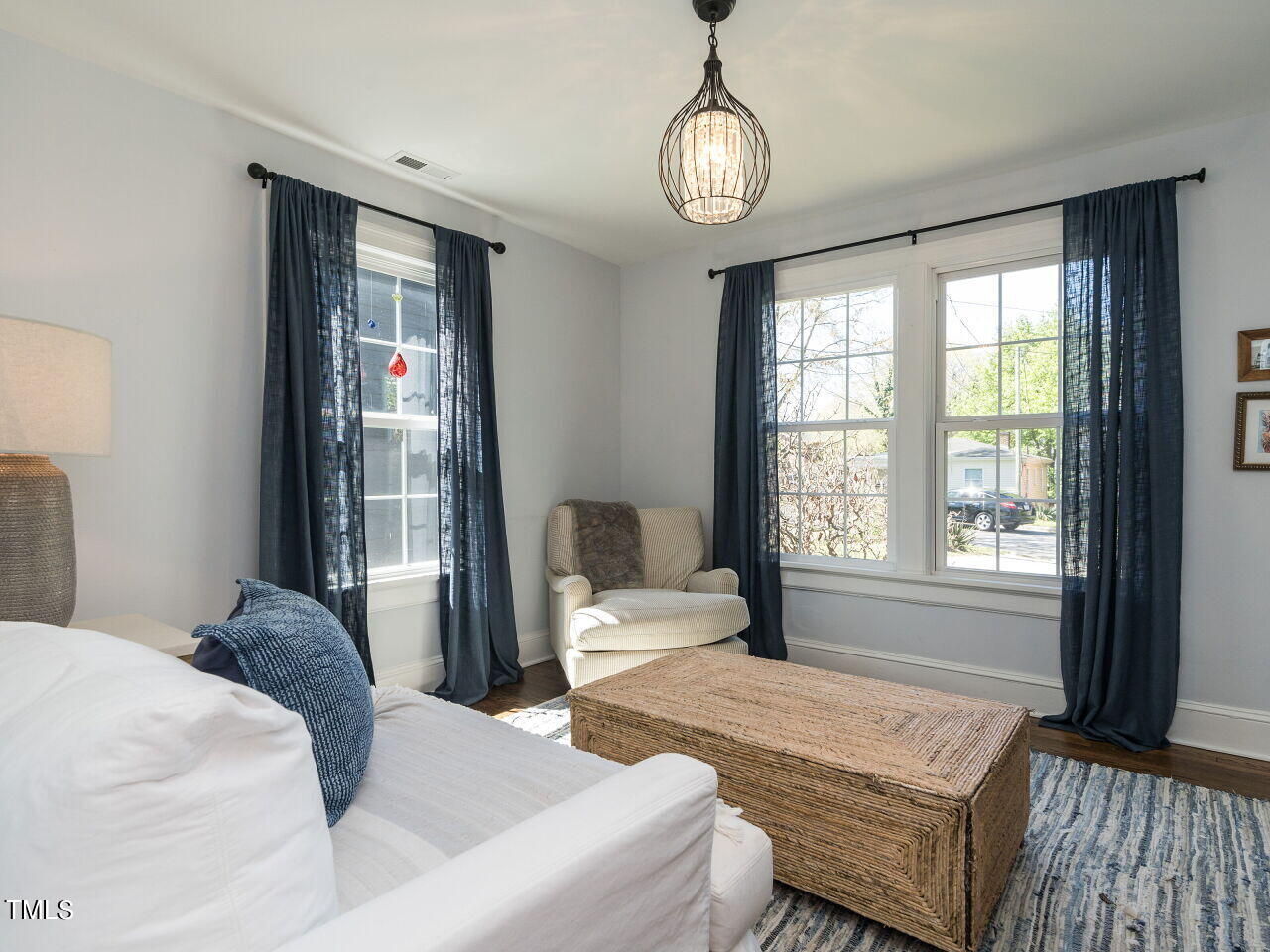 1004 Benjamin Street