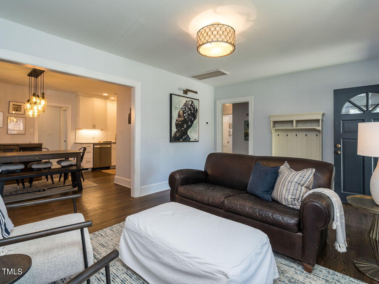 1004 Benjamin Street