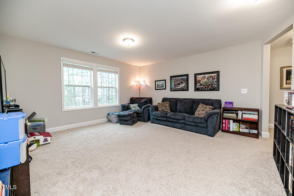 517 Boulderbrook Parkway