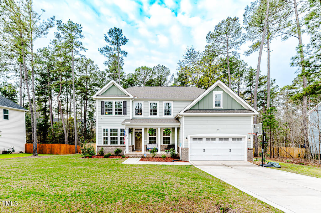 517 Boulderbrook Parkway