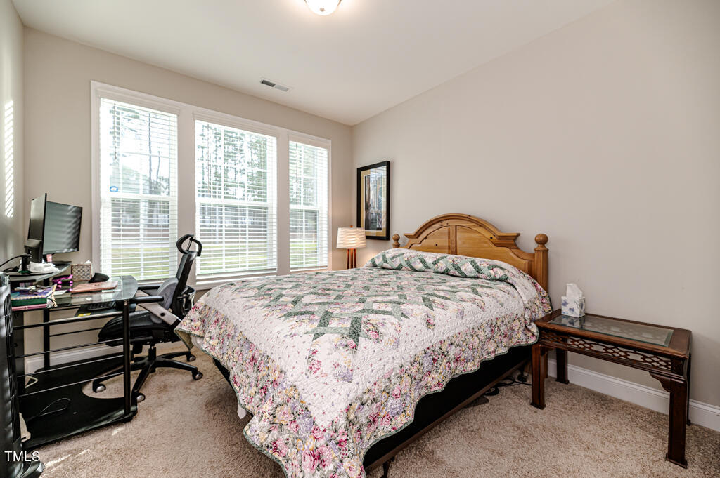 517 Boulderbrook Parkway