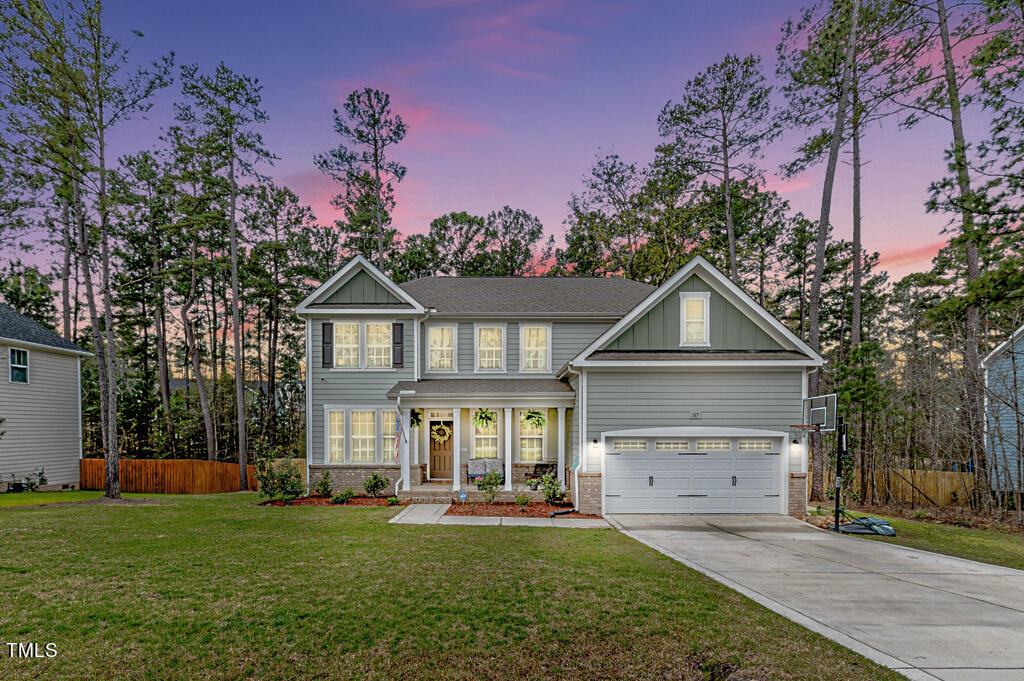 517 Boulderbrook Parkway