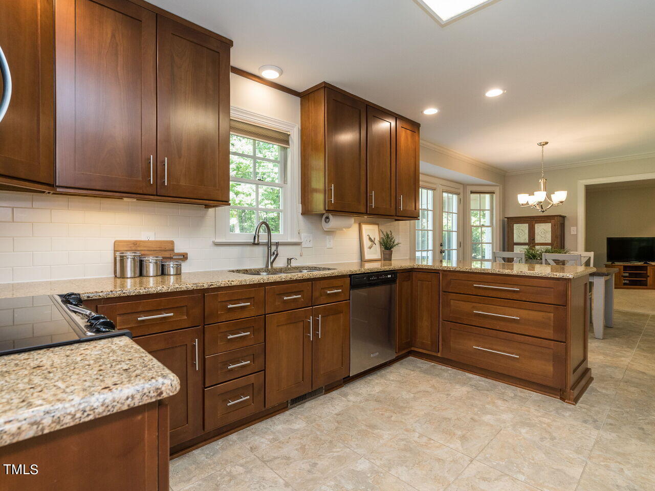 6011 Fordland Drive