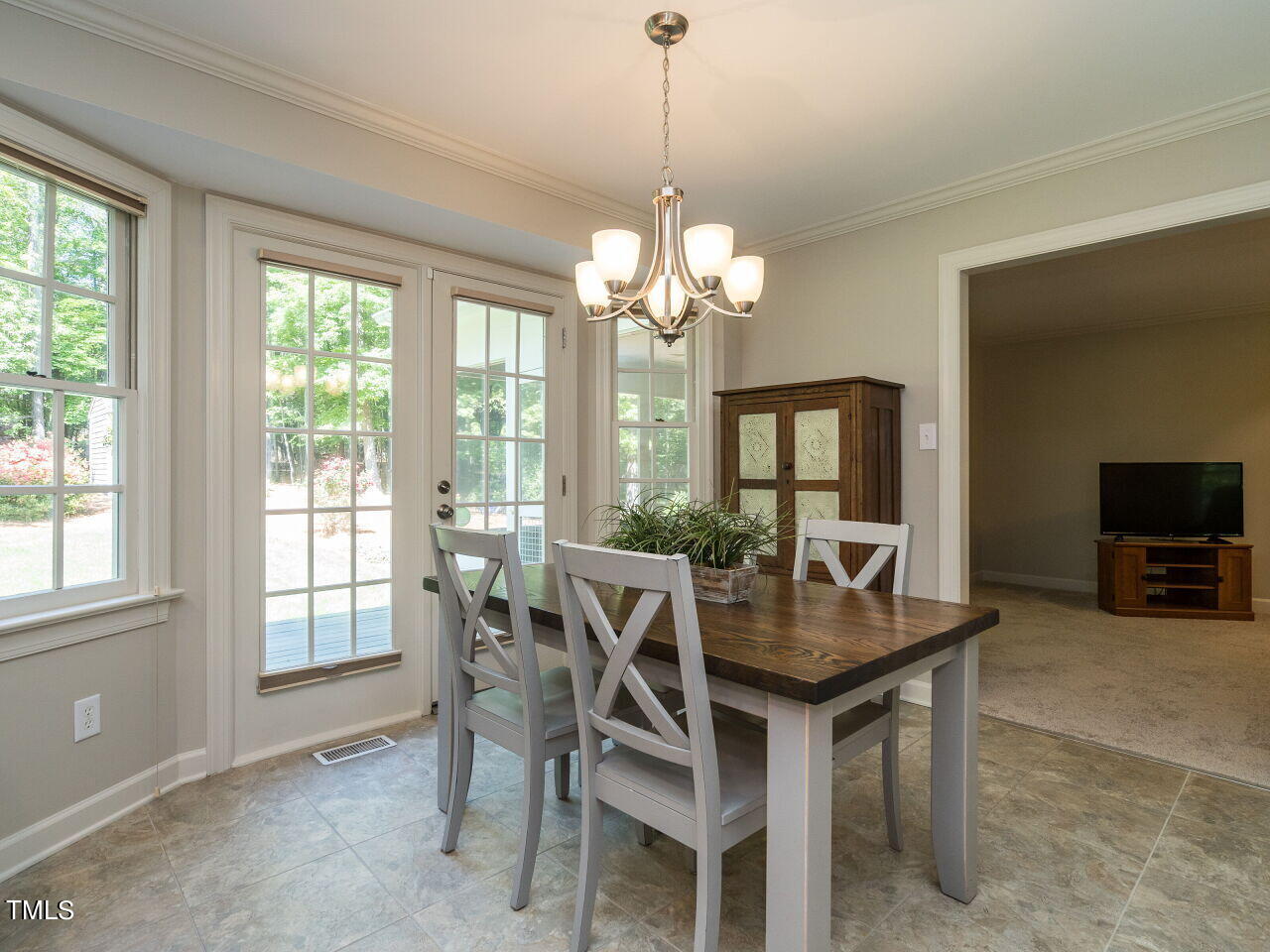 6011 Fordland Drive