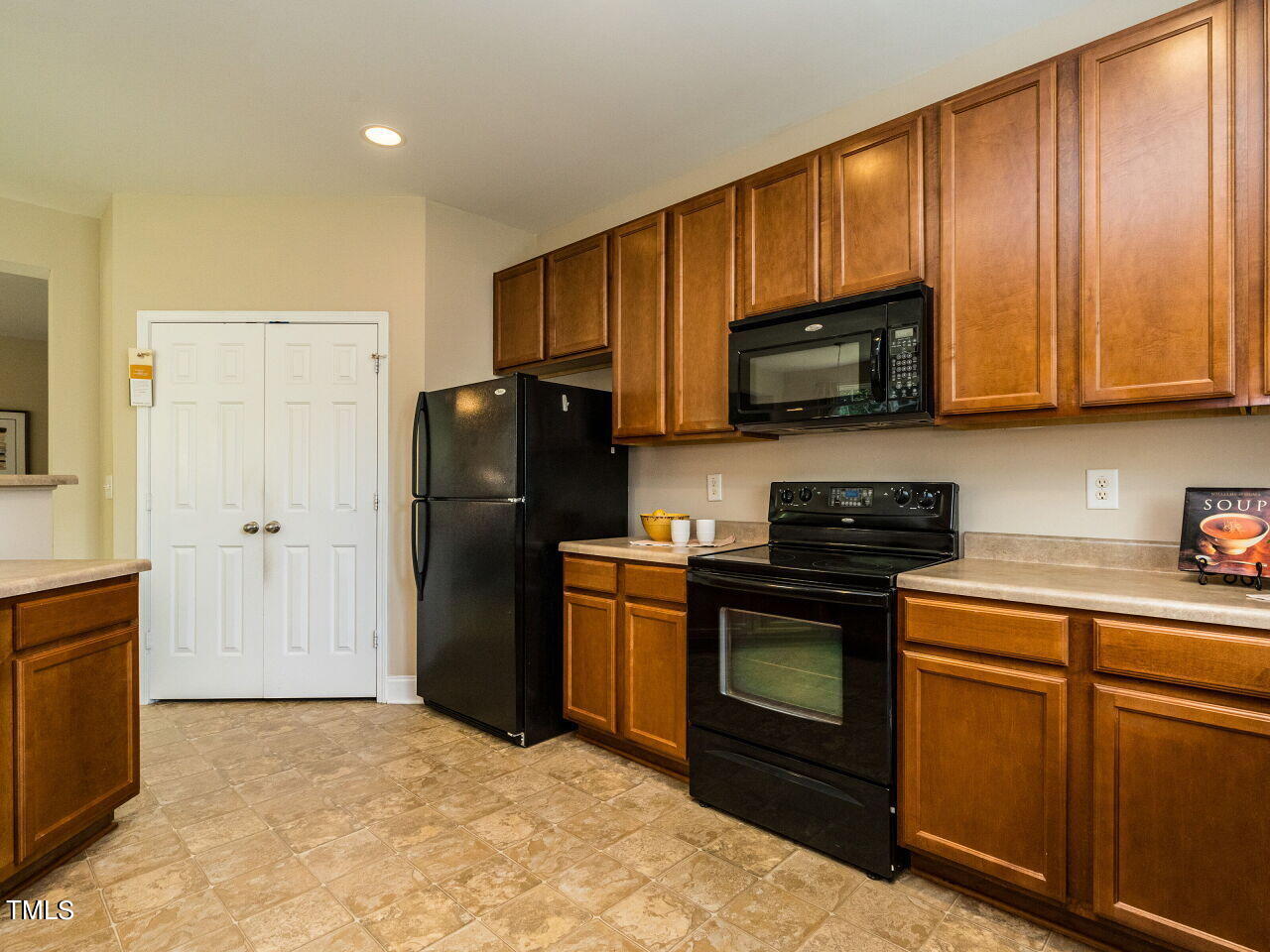 1065 Remington Oaks Circle