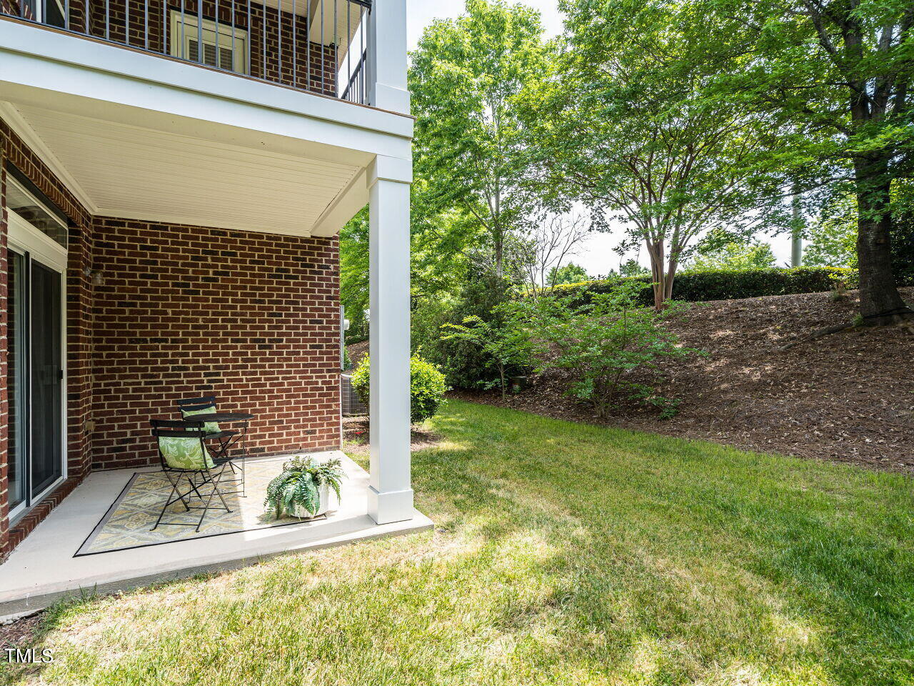1065 Remington Oaks Circle