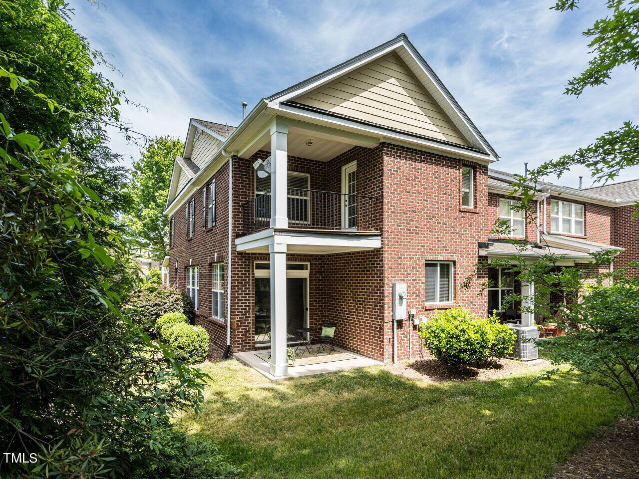 1065 Remington Oaks Circle